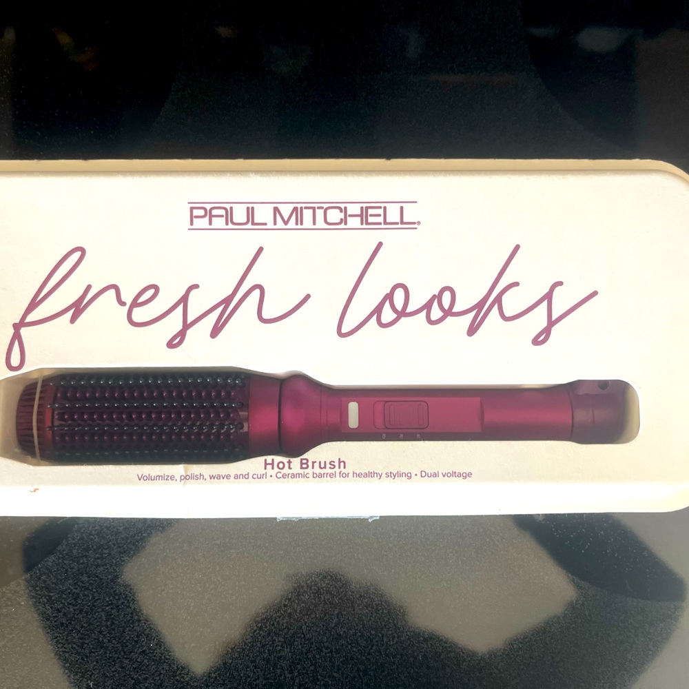 Paul Mitchell Fresh Looks Hot Brush